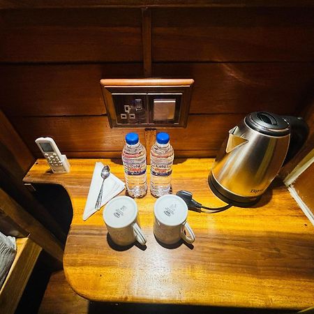 Woodholic Homestay Sigiriya Bagian luar foto