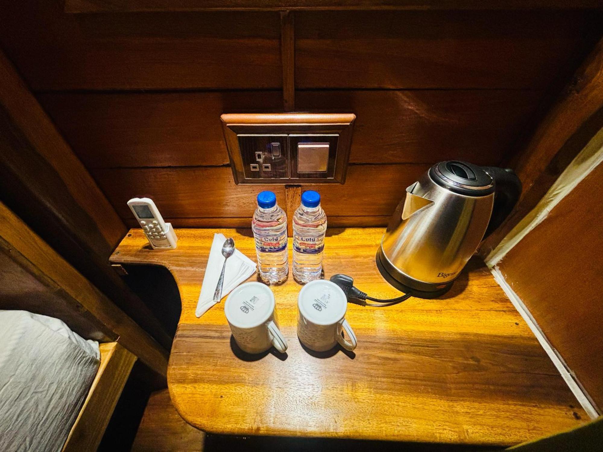 Woodholic Homestay Sigiriya Bagian luar foto