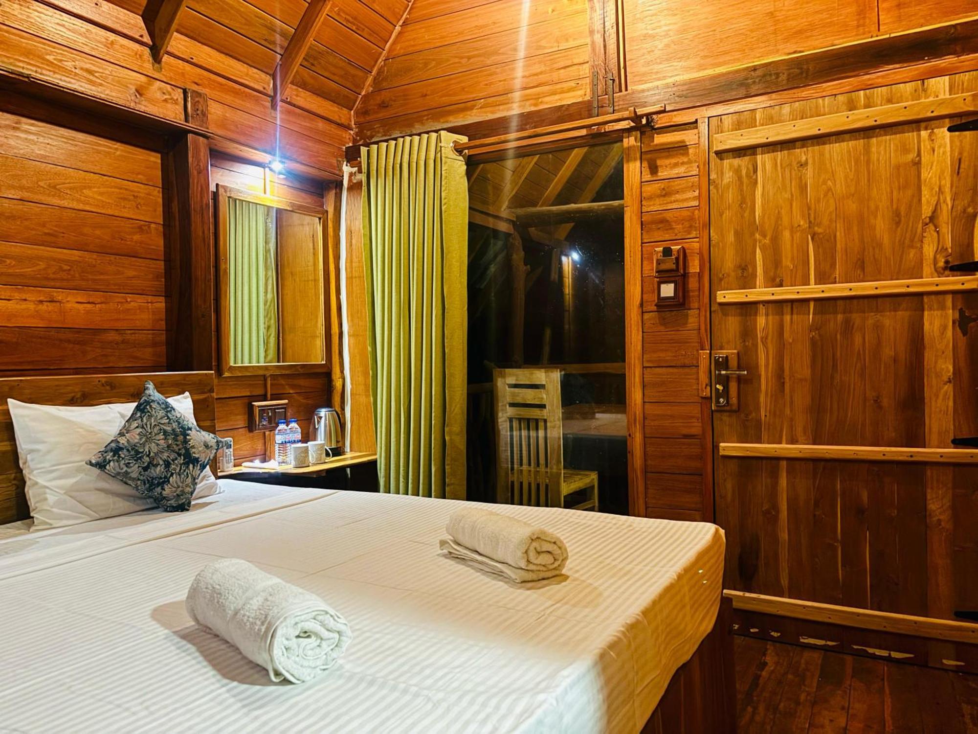 Woodholic Homestay Sigiriya Bagian luar foto