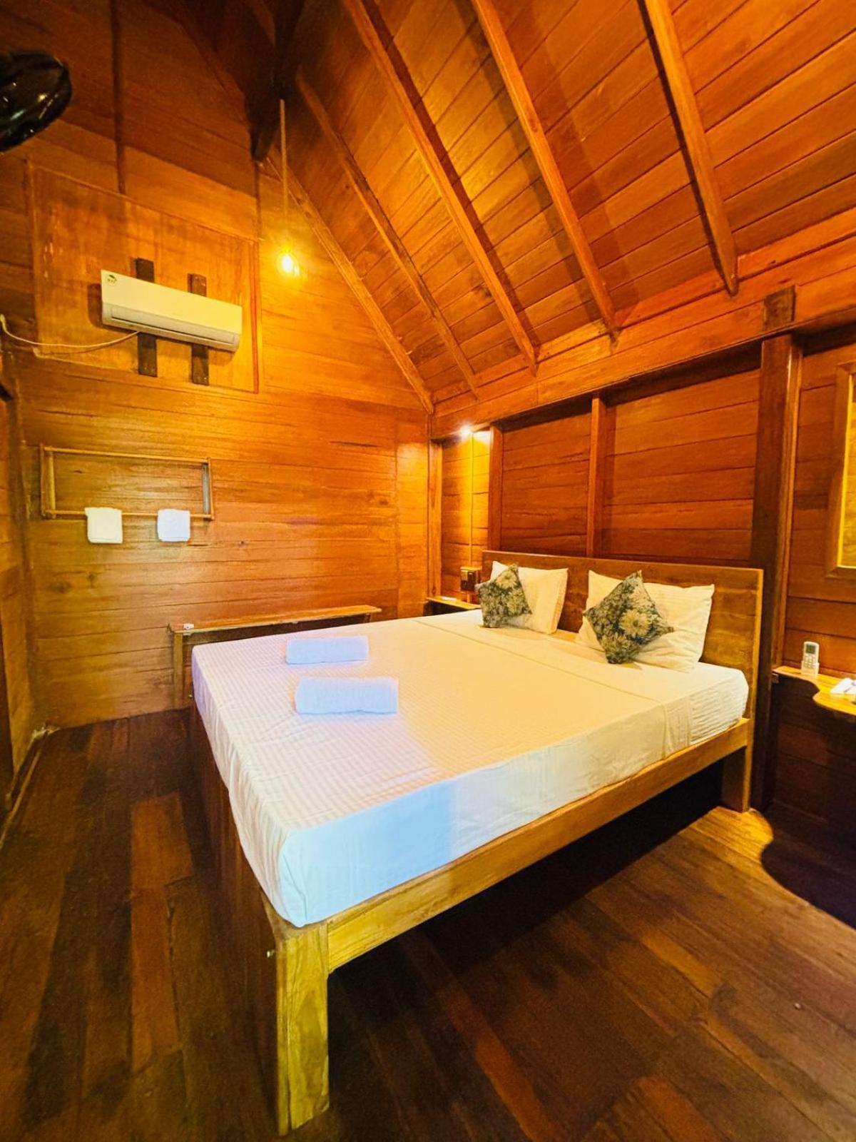 Woodholic Homestay Sigiriya Bagian luar foto